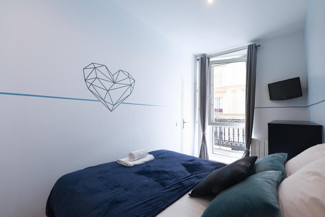 Green Apartment Near Montmartre And Opera パリ エクステリア 写真