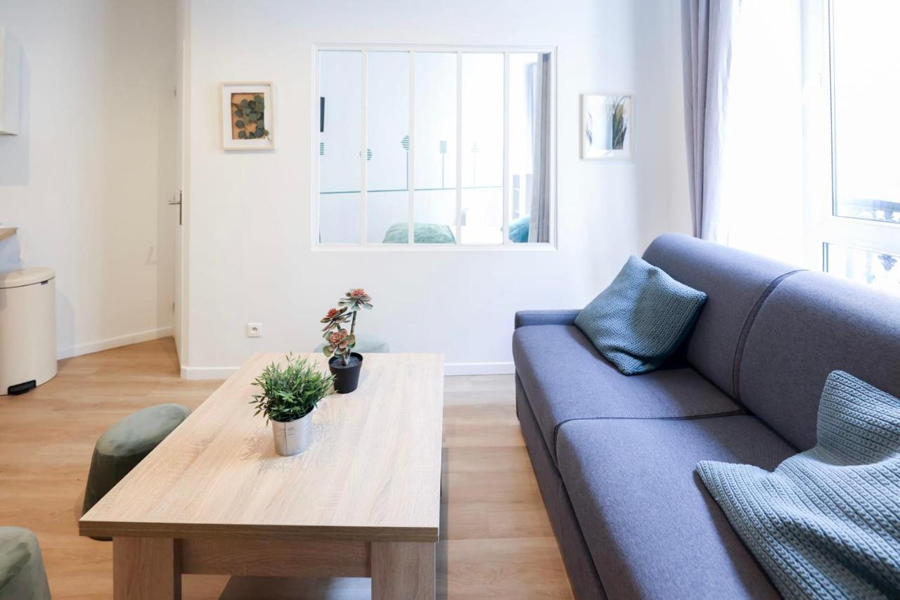 Green Apartment Near Montmartre And Opera パリ エクステリア 写真