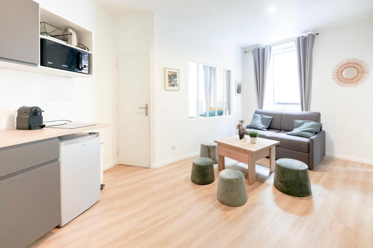 Green Apartment Near Montmartre And Opera パリ エクステリア 写真