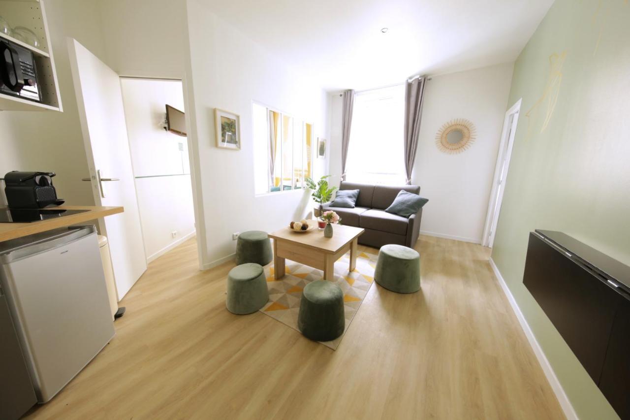 Green Apartment Near Montmartre And Opera パリ エクステリア 写真